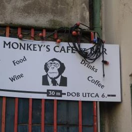 Monkey's Cafe & Bar, Budapest - Egyéb