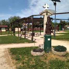 Monori Pincefalu, Monor - Egyéb