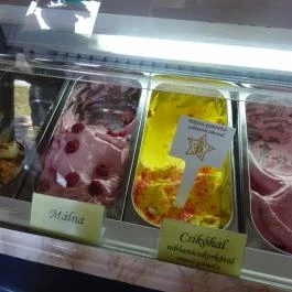 Monostor Cukrászda Zirc - Étel/ital