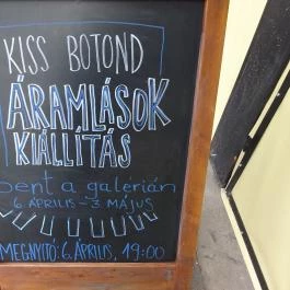 Montázs Art Café Budapest - Egyéb