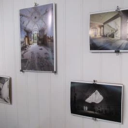 Montázs Art Café Budapest - Belső