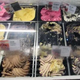 Montázs Art Café Budapest - Étel/ital