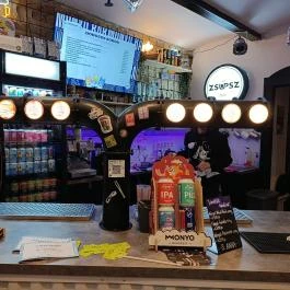 Monyo bár, Szeged - Étel/ital