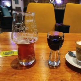 Monyo bár, Szeged - Étel/ital