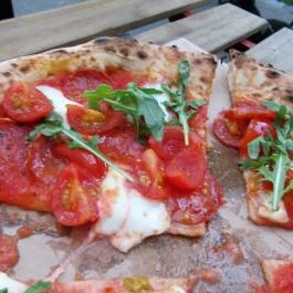 Moto Pizza - Bartók Béla út Budapest - Étel/ital