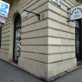 MOTO Pizza Oktogon Budapest - Külső kép