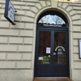 MOTO Pizza Oktogon Budapest - Külső kép