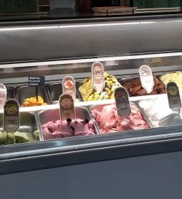 Mozart Fagyizó & Kávézó