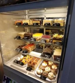 Mozart Fagyizó & Kávézó