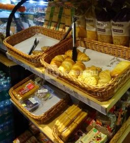 Mr. Fruit - Bank Center