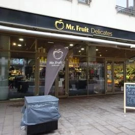 Mr. Fruit - Corvin sétány Budapest - Külső kép