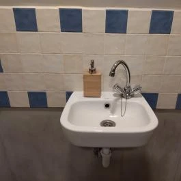 MTRM Roast Kávépörkölő Műhely Budapest - Mosdó