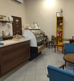 Muci - coffee & pastry