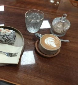 Muci - coffee & pastry