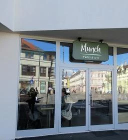 Munch Pastry & Cafe