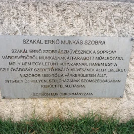 Munkás szobor, Sopron - Külső kép