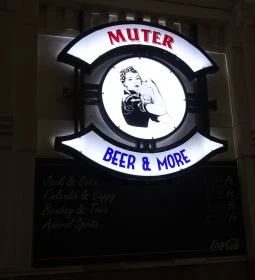Muter Café & Beer