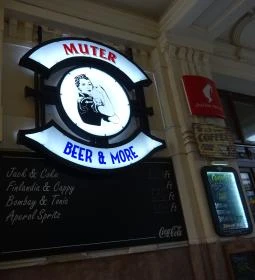 Muter Café & Beer