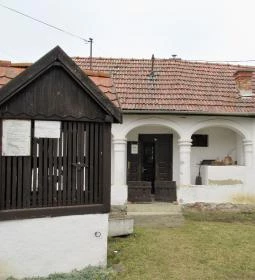 Művelődési Központ, Könyvtár és Múzeum - Borsodi Tájház