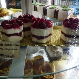 Művész Kávéház & Cukrászda Budapest - Étel/ital