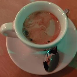 MŰVHÁZ Kávézó Budapest - Étel/ital