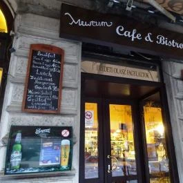 Múzeum Kávéház & Étterem Budapest - Külső kép