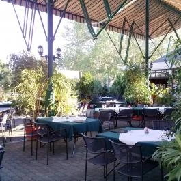 Nádas Étterem, Agárd - Külső kép