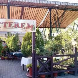 Nádas Étterem, Agárd - Külső kép