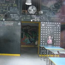 Naés? Kecskemét - Belső