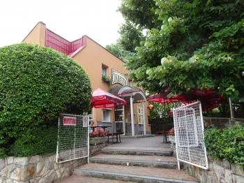 Nagy Cukrászda Gyöngyös