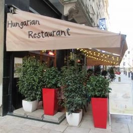 Nagy Fatál Konyhája Budapest - Külső kép