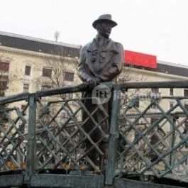 Nagy Imre szobra Budapest - Egyéb