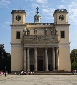 Váci Nagyboldogasszony-székesegyház 