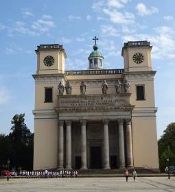 Váci Nagyboldogasszony-székesegyház 