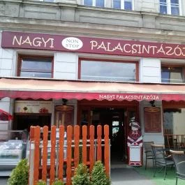 Nagyi Palacsintázója - Batthyány tér Budapest - Külső kép