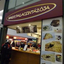 Nagyi Palacsintázója - WestEnd City Center Budapest - Belső