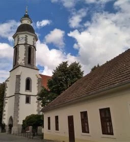 Nagymarosi Szent Kereszt felmagasztalása templom