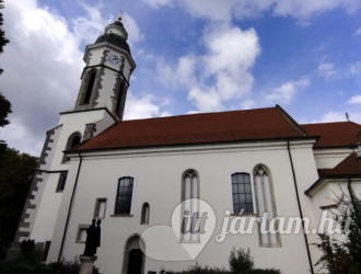 Nagymarosi Szent Kereszt felmagasztalása templom