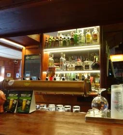 Nagyszénás Menedékház