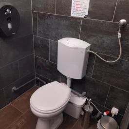 NANA Kávézó Budapest - Mosdó