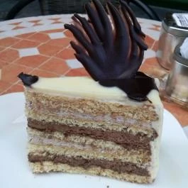 Nándori Cukrászda, Budapest - Étel/ital