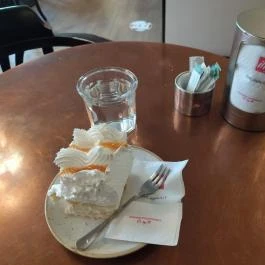 Nándori Cukrászda, Budapest - Étel/ital