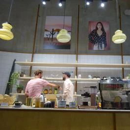 Nanushka Store & Café Budapest - Belső