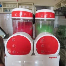 Napfény Fagylaltozó, Tolcsva - Belső