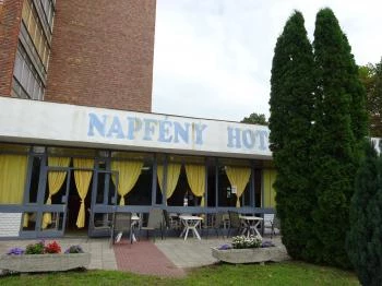 Napfény Hotel Étterme Balatonlelle