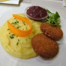 Napfényes Étterem & Pizzéria Budapest - Étel/ital