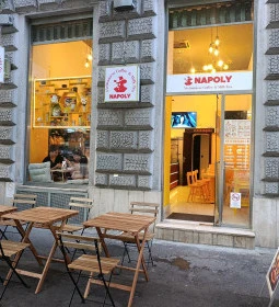 Napoly Vietnamese Coffee & Milk Tea