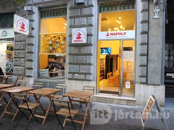 Napoly Vietnamese Coffee & Milk Tea Budapest