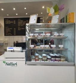 NaTuri Café & Deli
