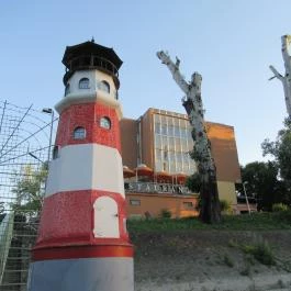 Nautilus Hajós Bár, Esztergom - Külső kép